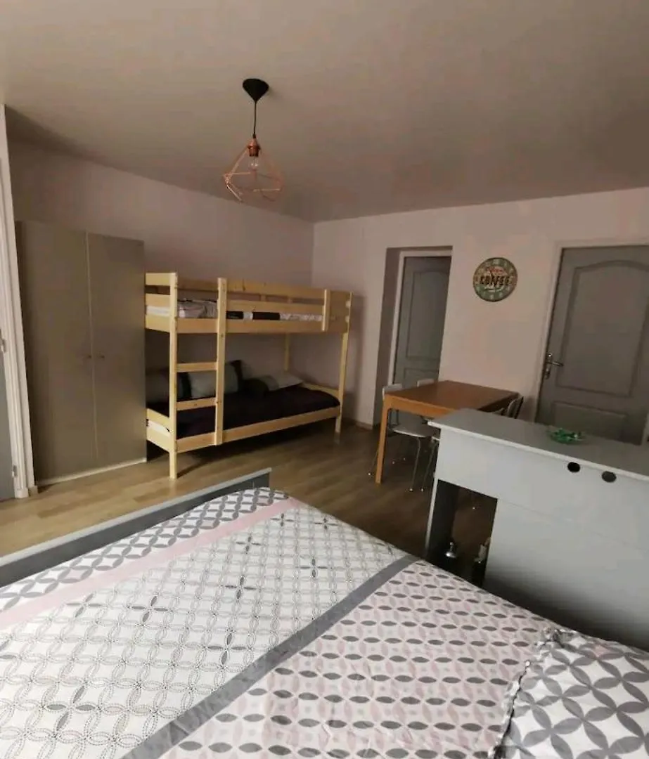 Studio Dans Maison Individuelle - Chemin Stevenson Le Puy-en-Velay Homestay