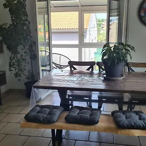 Hébergement de vacances Maison Familiale Avec Jardin Clos Et Barbecue, Le Puy-en-Velay